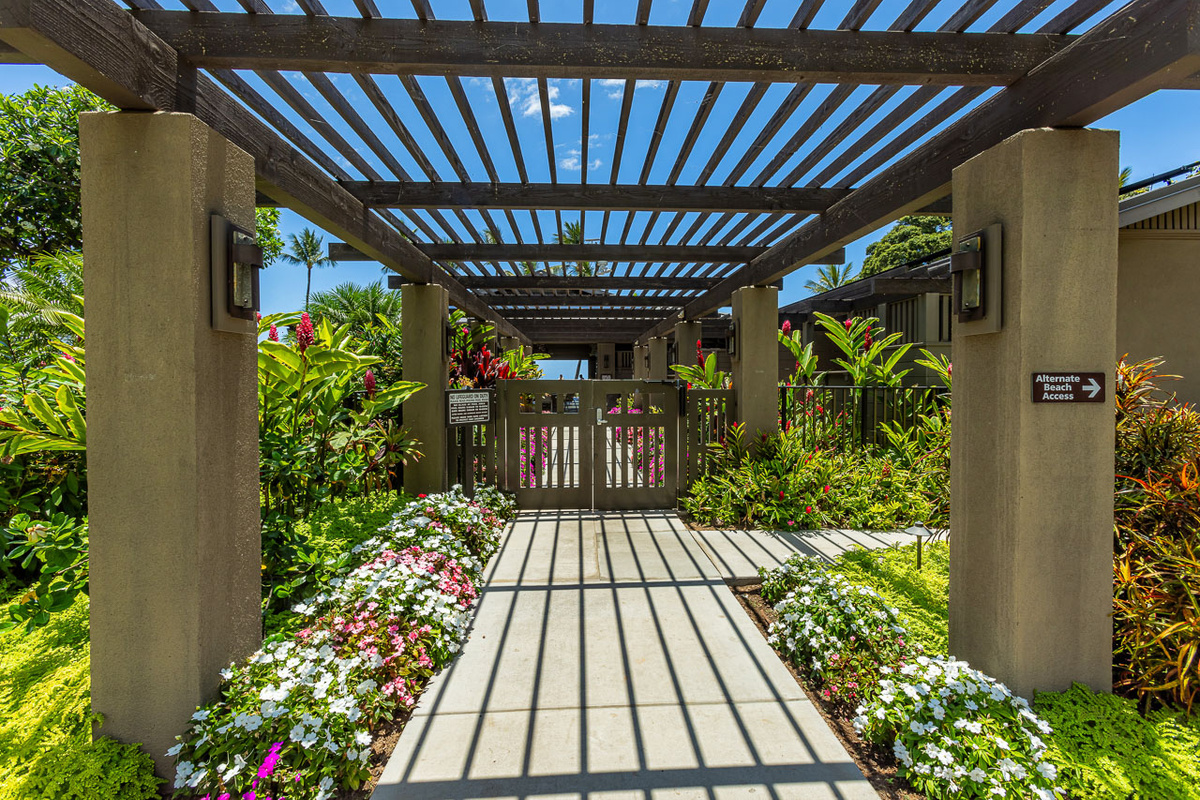Entrance to the main beachfront pool and pavilion with a full kitchen. 
