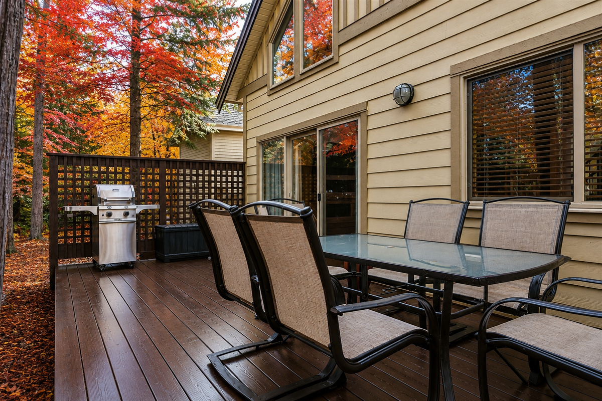 Private back deck with BBQ