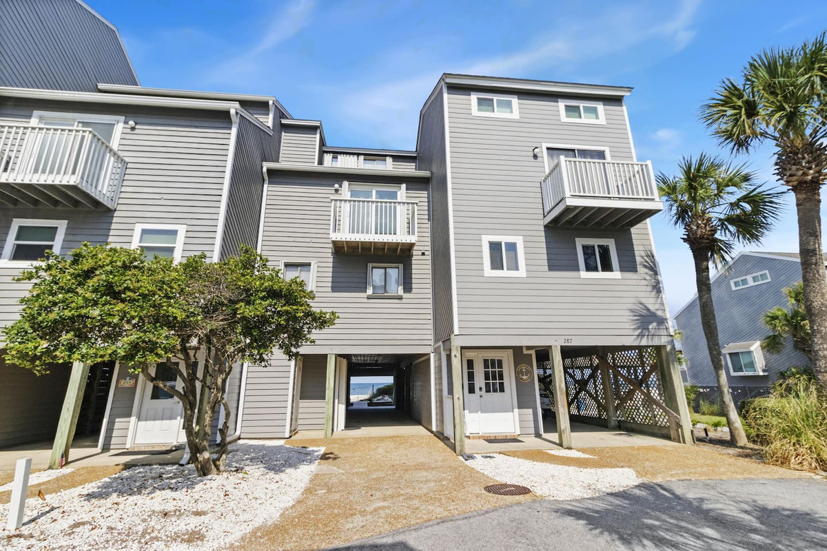 Step inside at 4 Boats on the Beach &mdash; your Gulf home is ready and waiting.