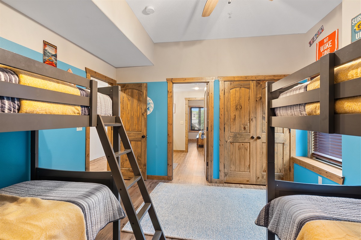 Double twin bunk room downstairs