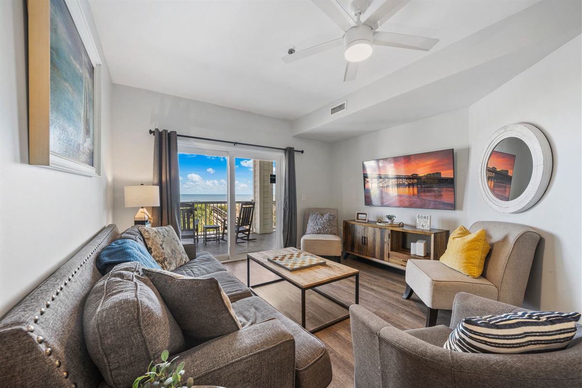 Living Room | Starfish | Oceanview 101 | 1116 Ocean Blvd, Isle of Palms, SC | IOP Escapes