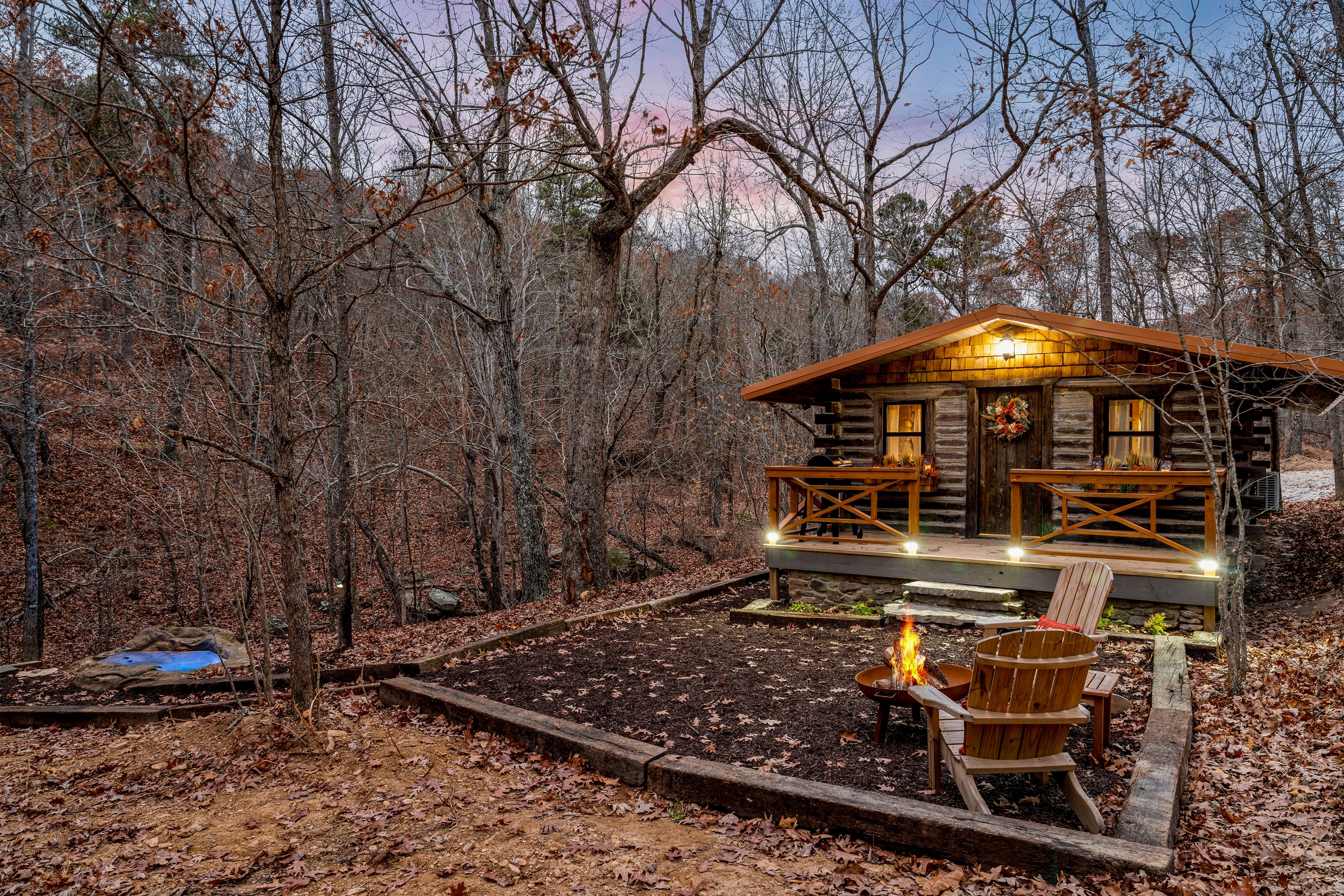 Whispering Creek Cottage/ Boulder Hot Tub