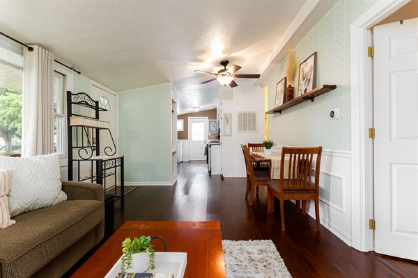 The Huddle & Hangout - 3 Bedroom House Close to ND, photo 15