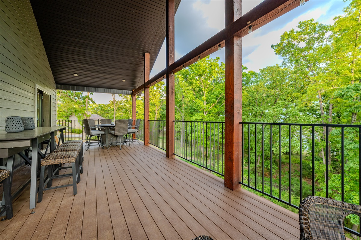 Spacious covered outdoor deck