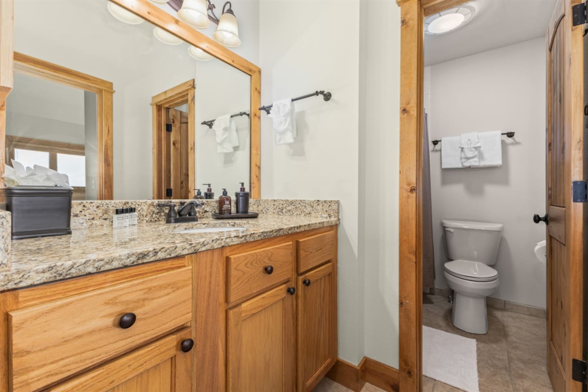 3rd Floor Bathroom #2 - Tub/Shower Combo