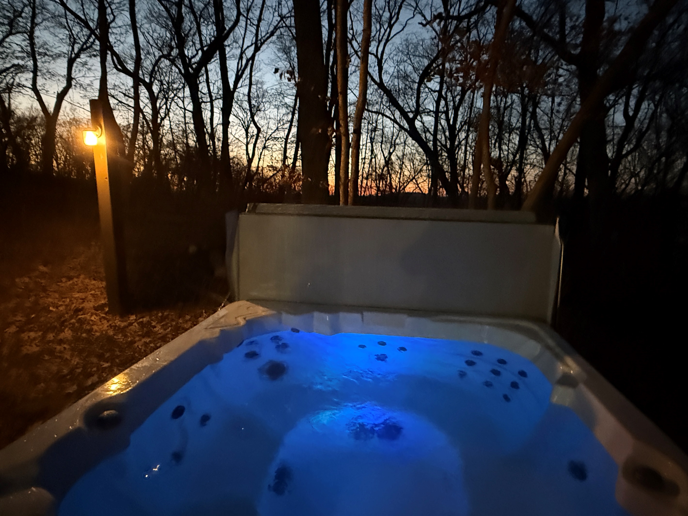 Relax in the hot tub- listen to the birds and surround yourself with nature