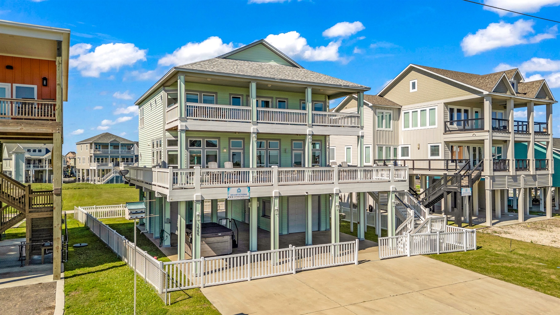 Crystal Paradise Exterior: Spacious beach home with inviting outdoor areas where you can enjoy both sunny afternoons and peaceful evenings.