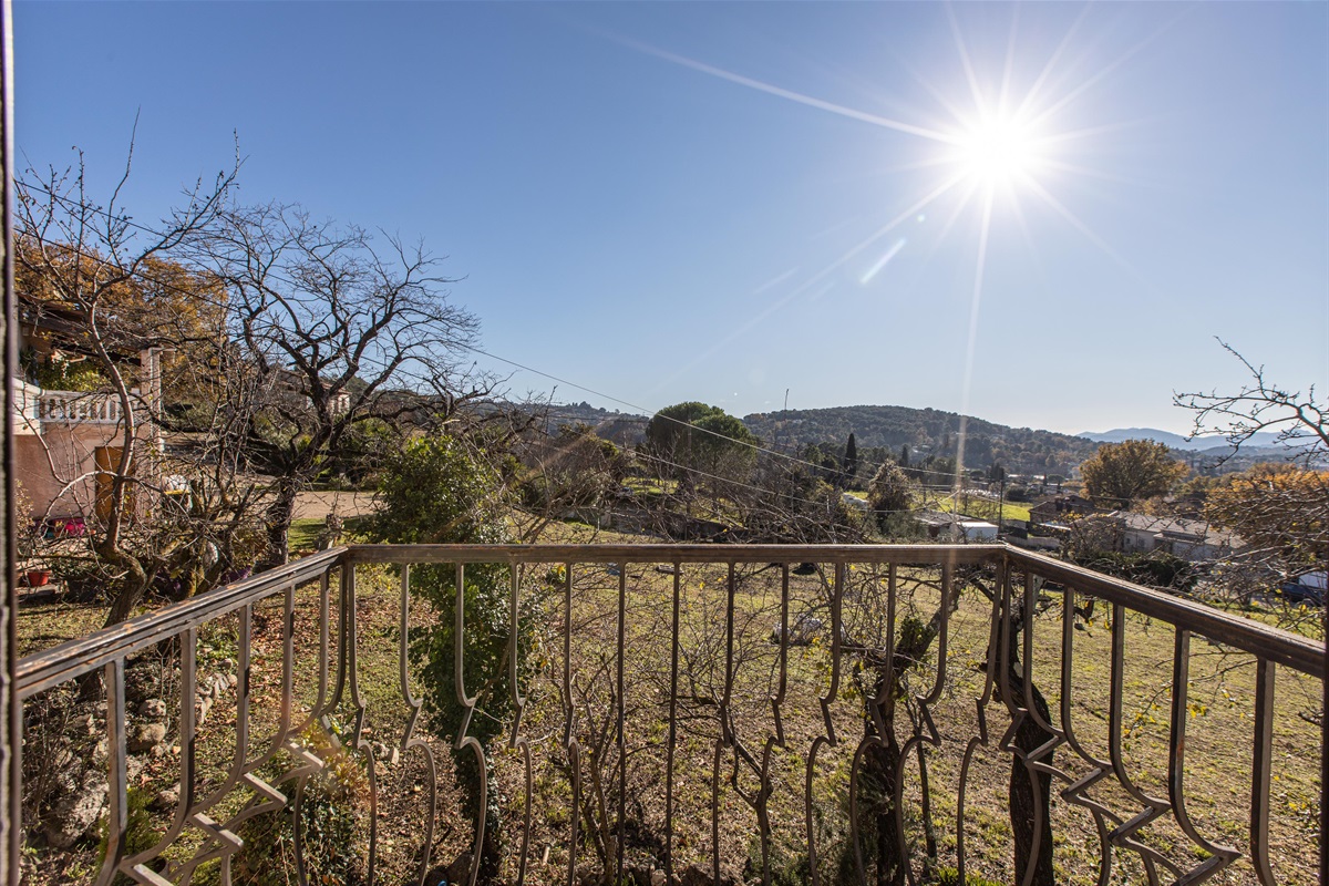 Garden/Mountain View