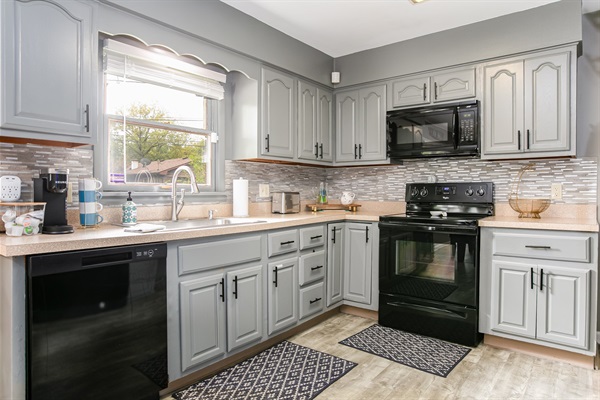 Golden Shamrock<>3BR Home 3min to ND, photo 15