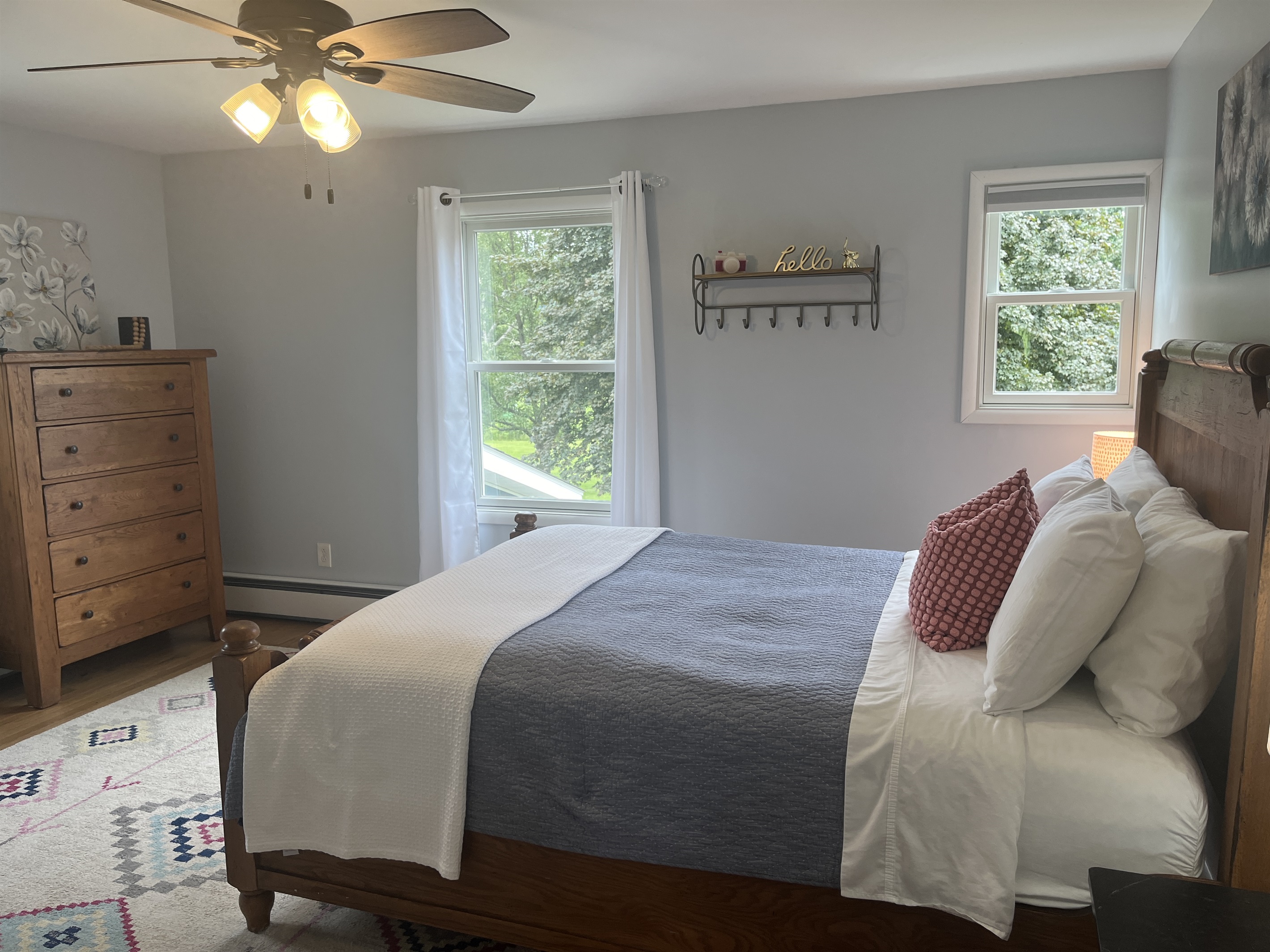 2nd floor Queen + Twin Daybed