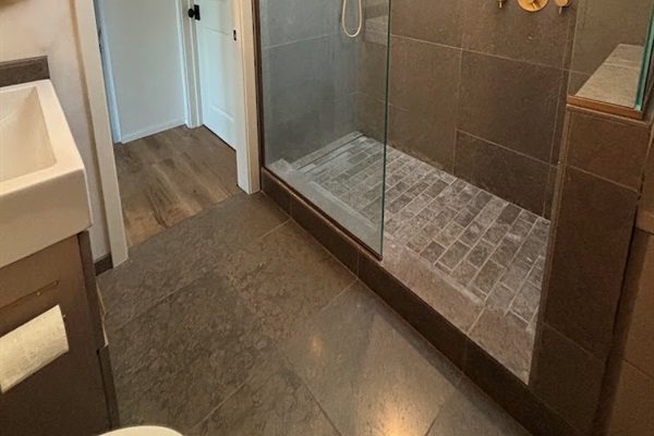 Upstairs bathroom
