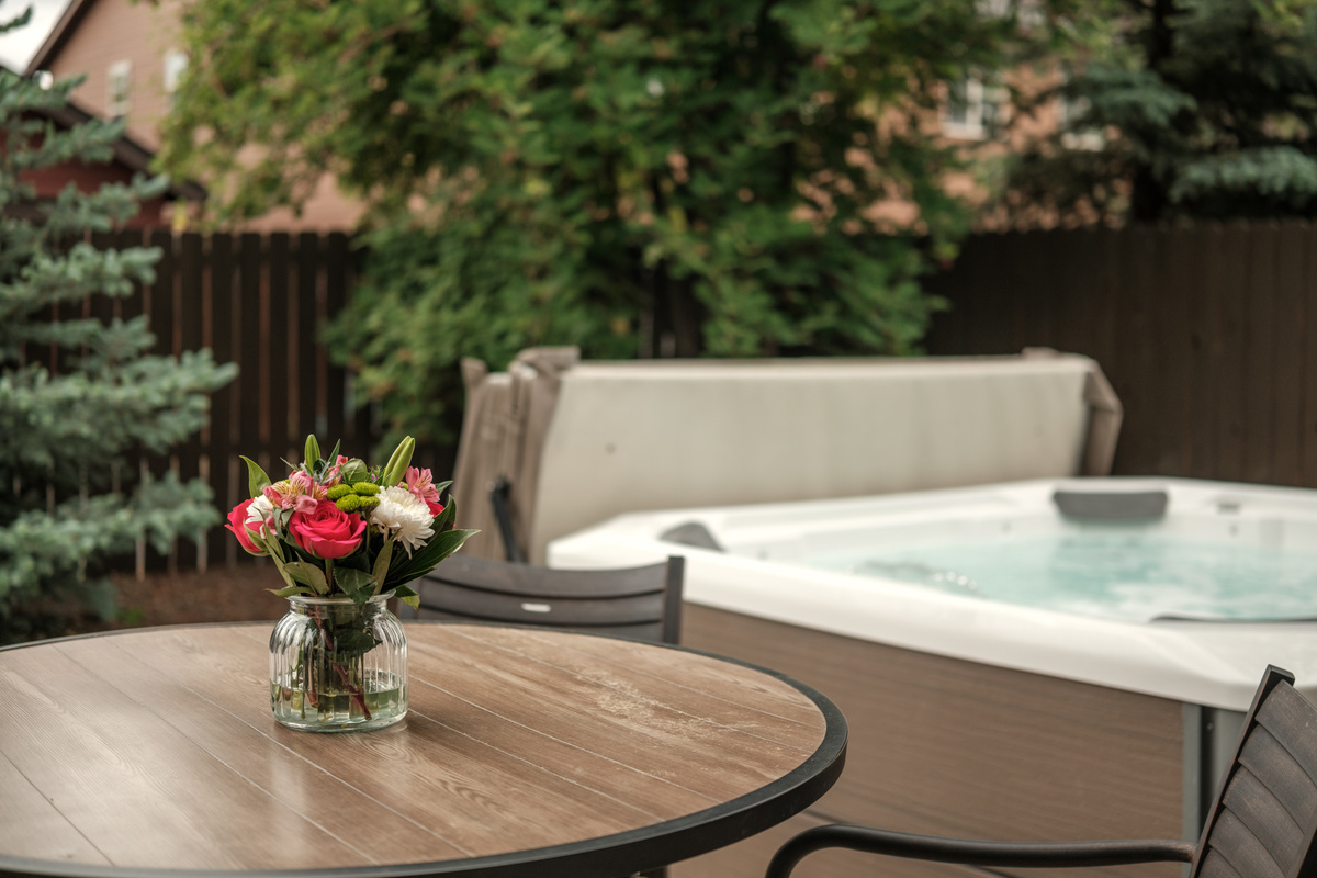 Not your average spa. This is a HOT SPRNGS LUXURY spa features powerful high-jet hydro massage for deep relaxation after a day of adventure, turning every day into a dreamy escape