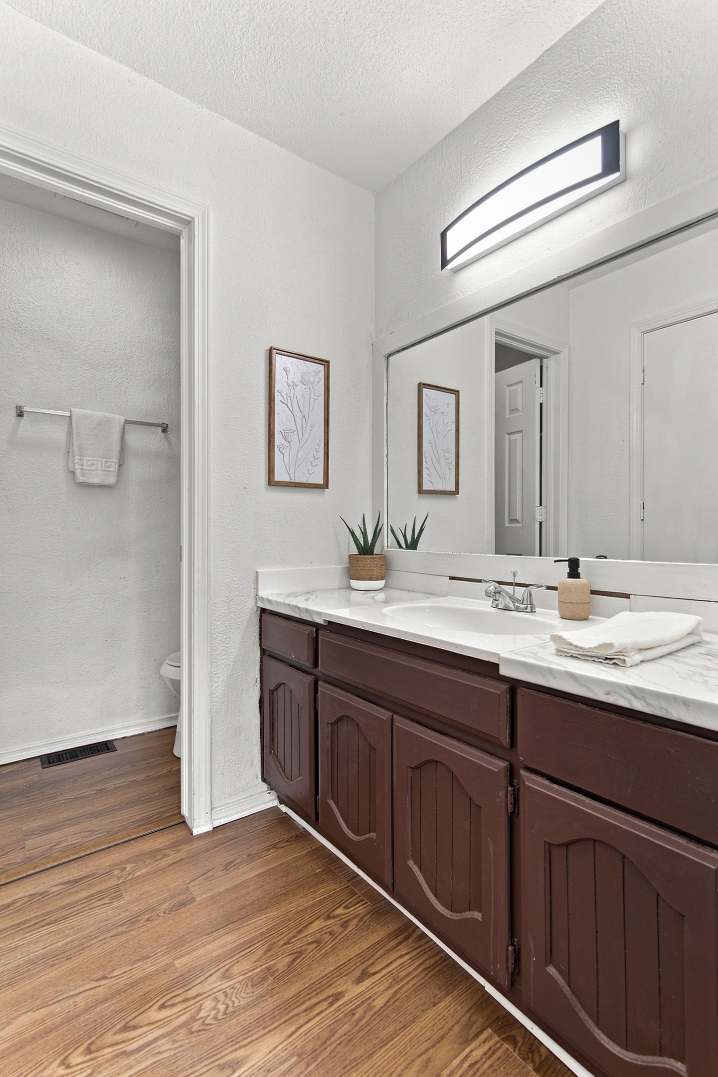Ensuite