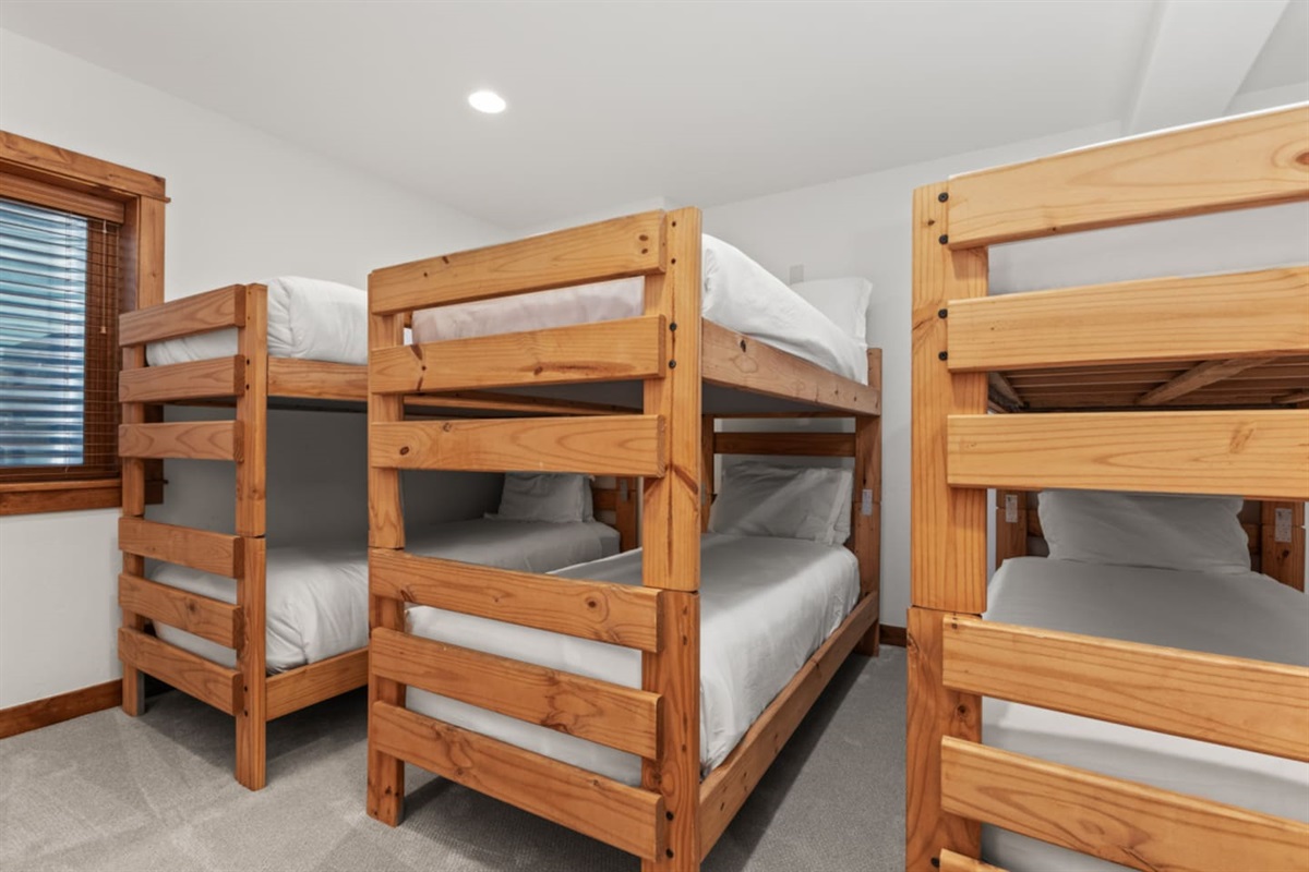 Lower Level - Ensuite Bunk Room (3 Twin over Twin Bunks)