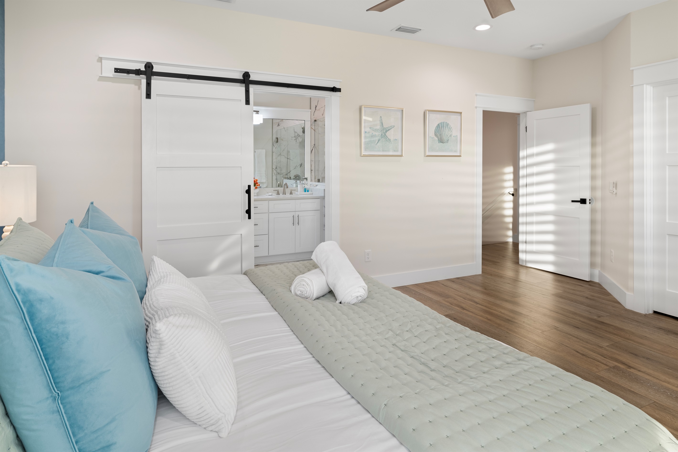 2nd Floor Master | King Bed | Ensuite Bath | Walk-in Closet | Smart TV 