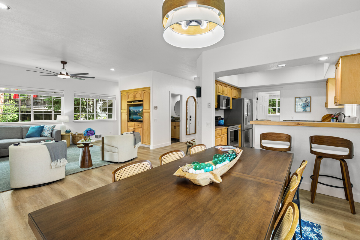Hawks Nest Dining Room