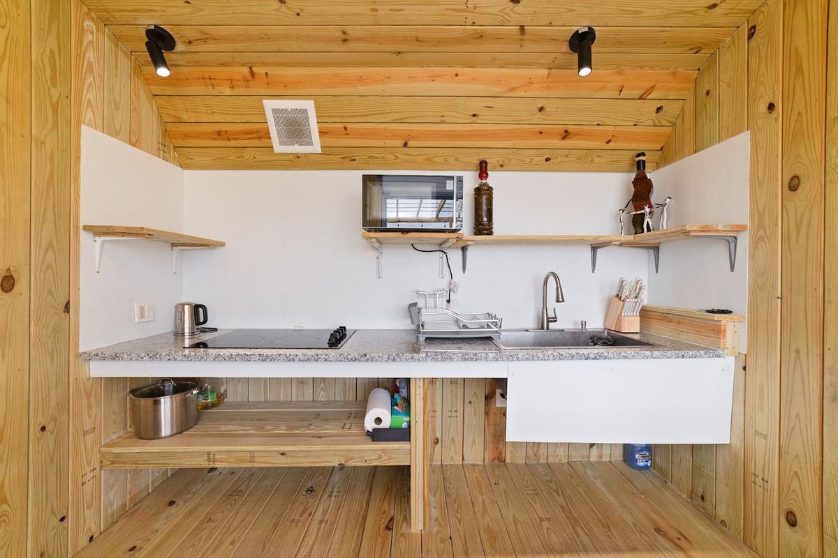 Kitchenette