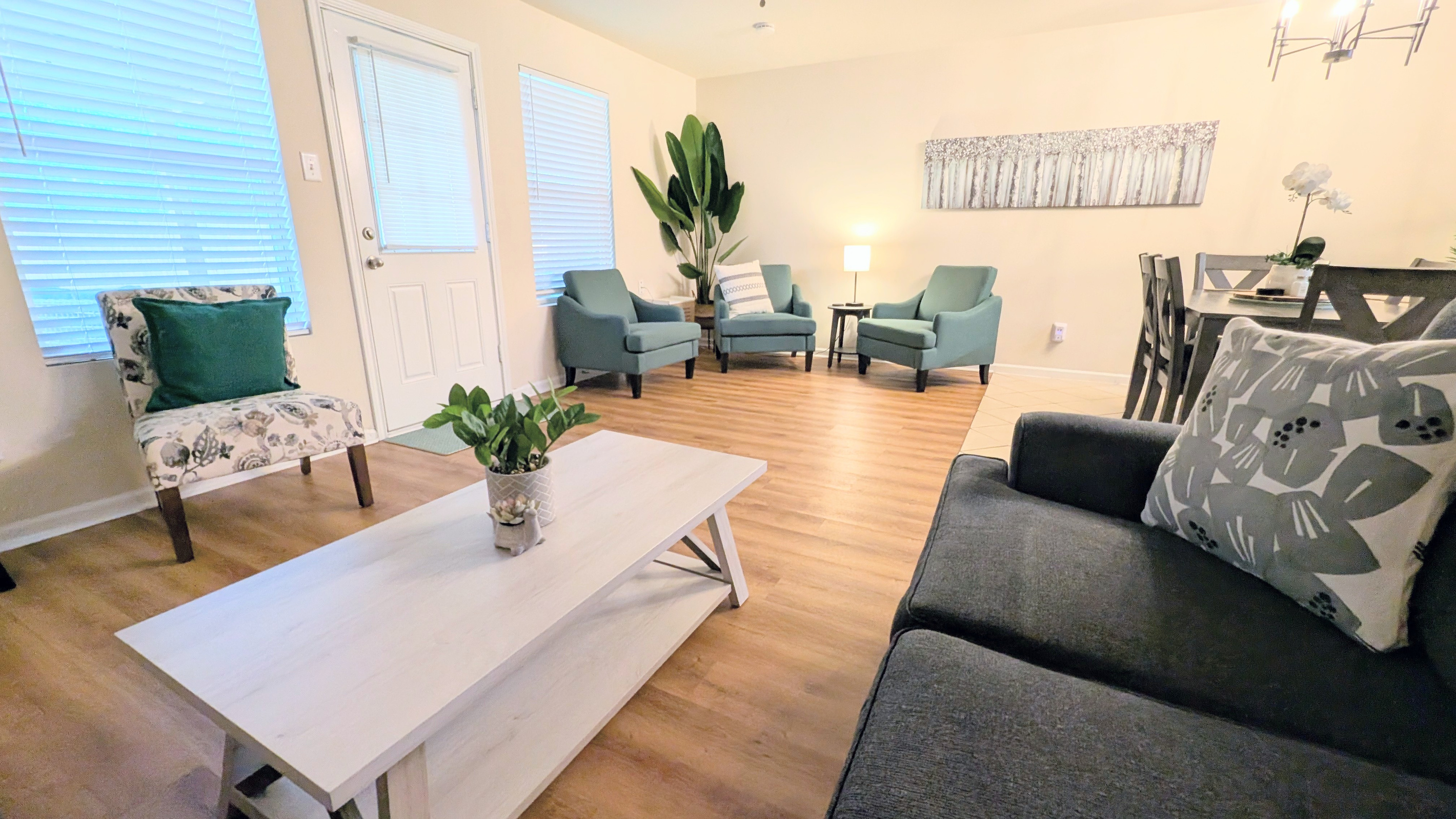 Plenty of seating options for the entire group.