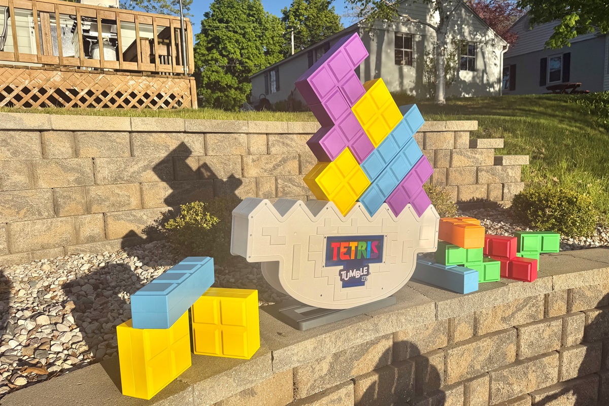 Test your skills with our Jumbo Tetris!