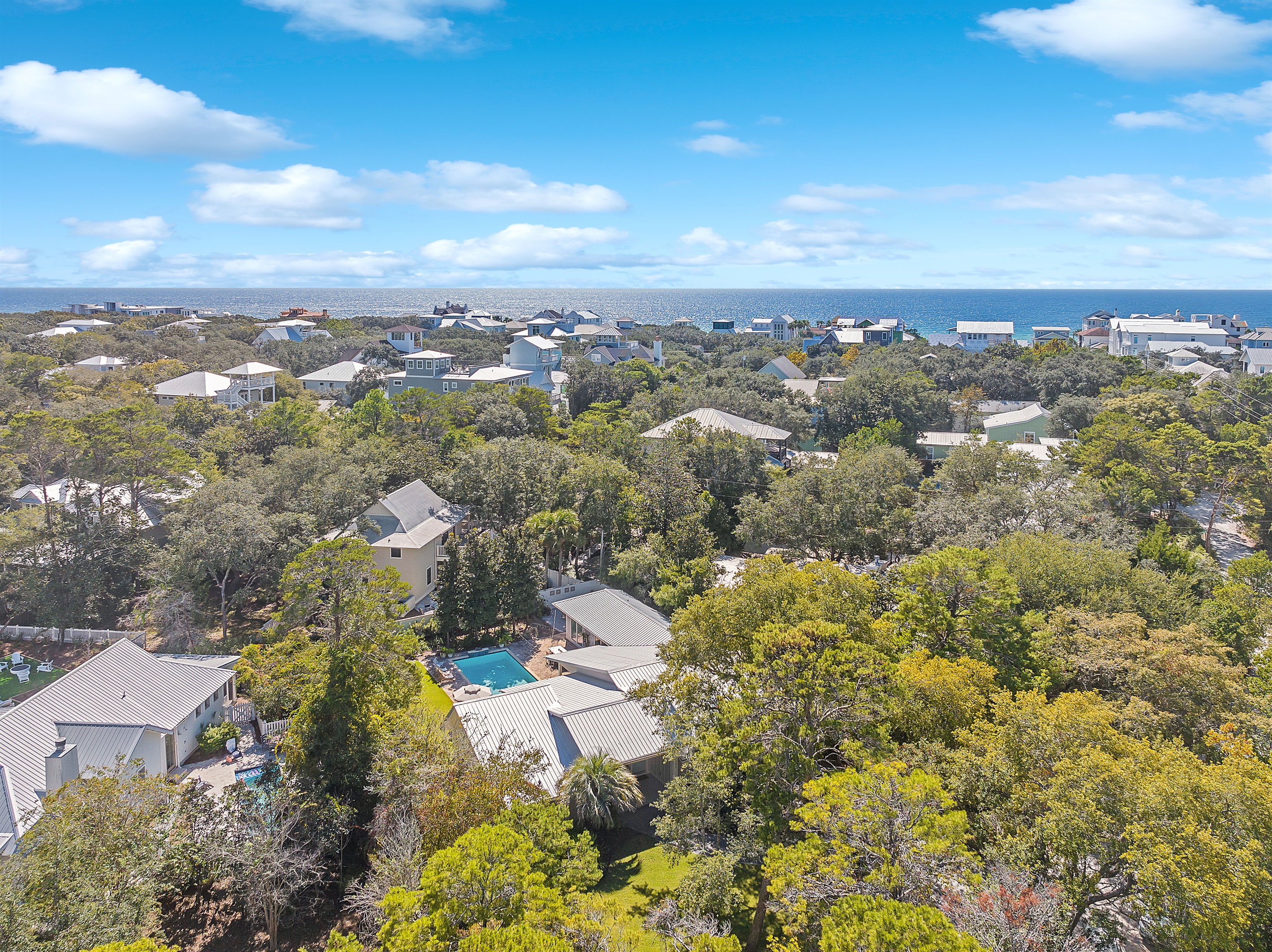 Just 2 1/2 blocks until your toes are in the sand on Segarove Beach's largest swath of public beach!