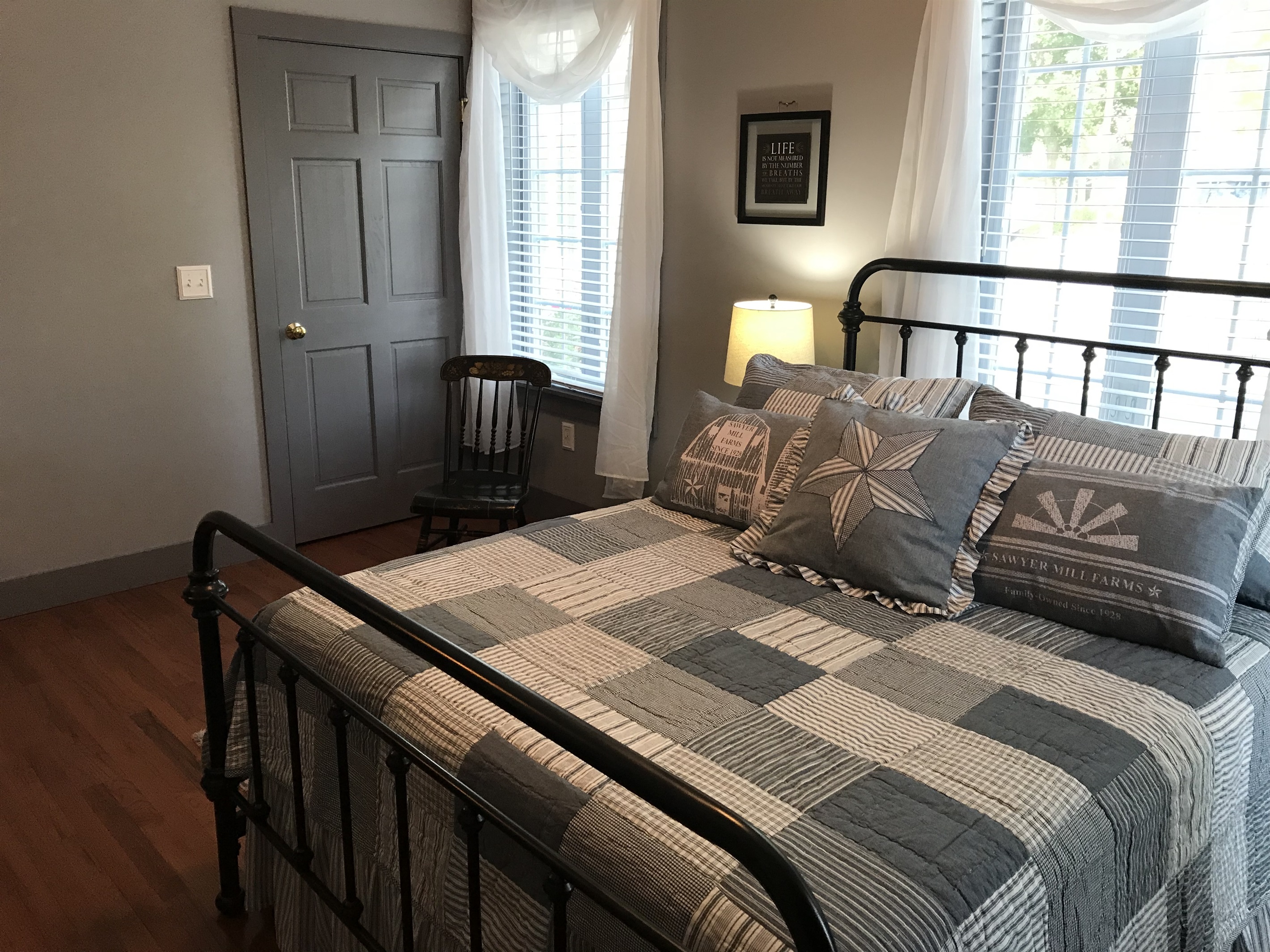 Queen bedroom on 1st floor