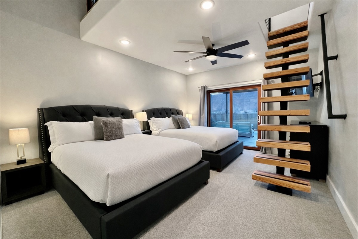 Guest Suite 4 with Loft