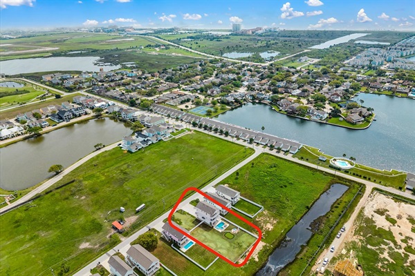 360 degree water view.