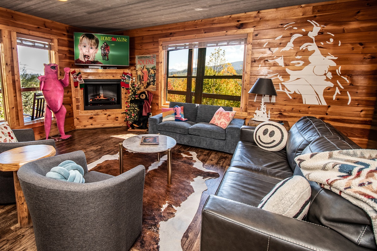 Holidays in the Smokies are so magical! Two Christmas trees and lots of holiday details will make your cabin getaway extra special for the holidays!