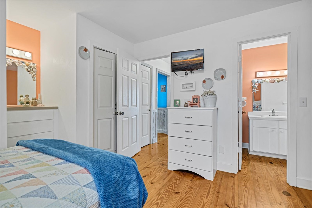 Right Side Palmetto Bedroom