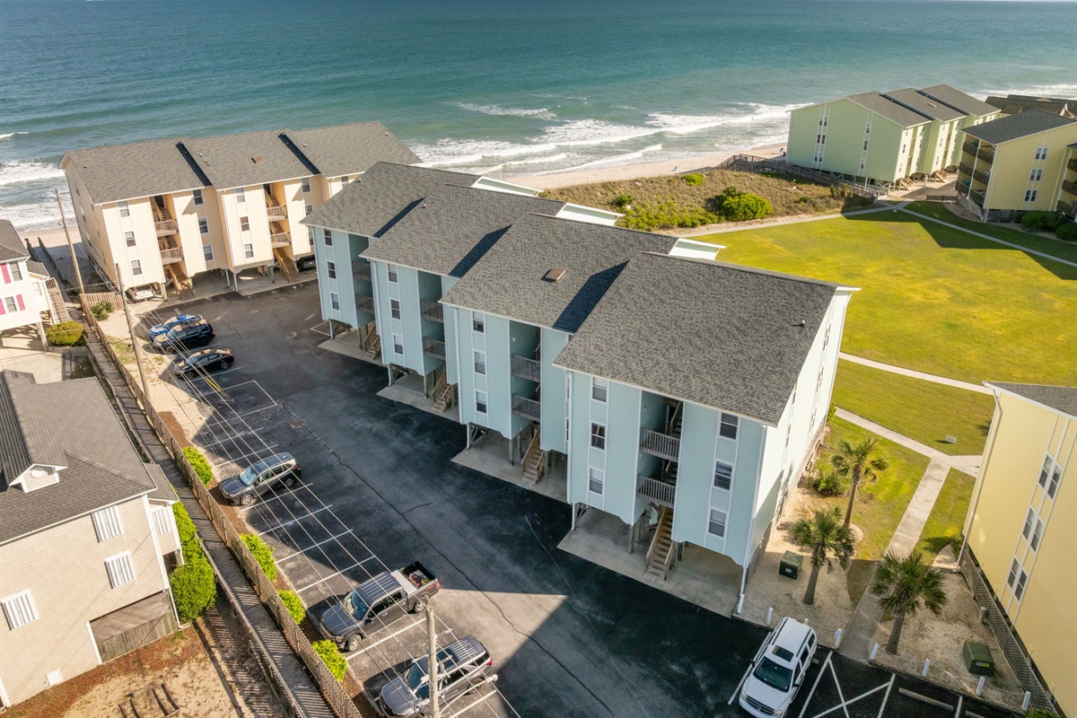 Parking and building access just steps from the shoreline for added convenience