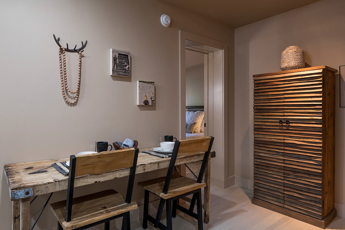 Dining Table (seats 2)