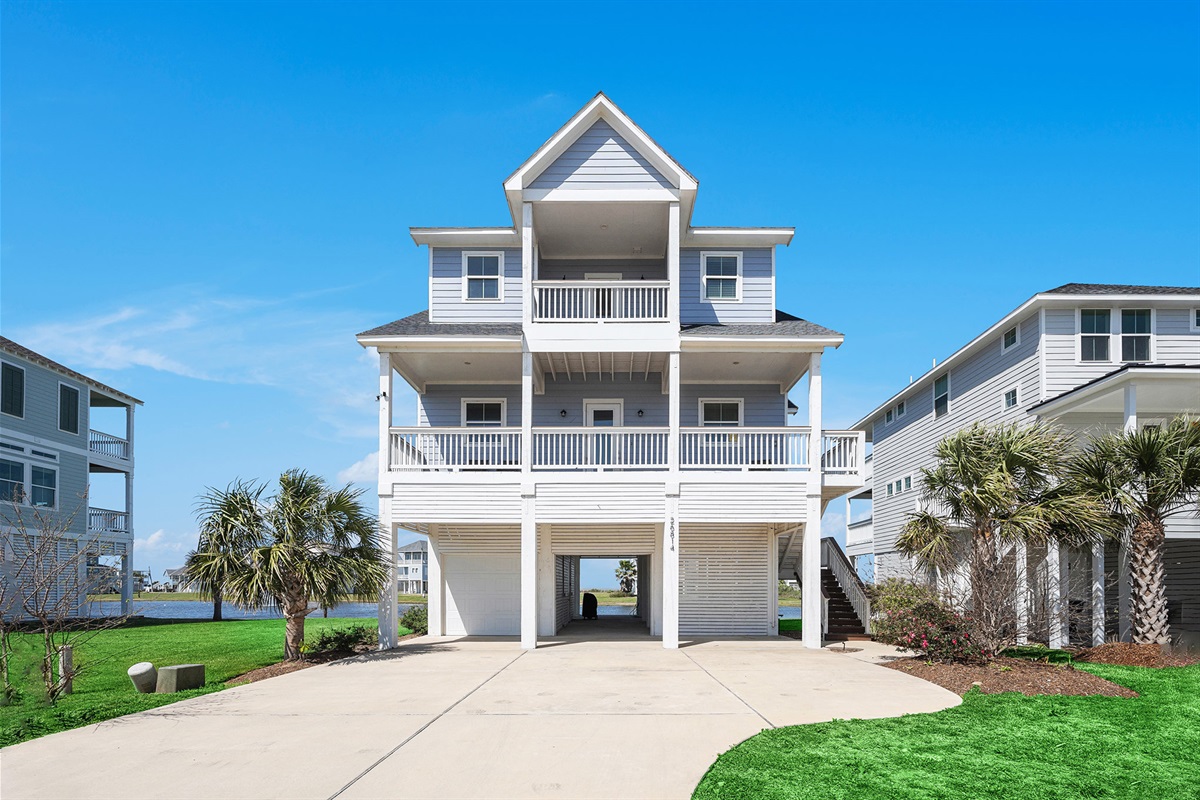 2904ca23880340b8843e6b8708515303 Large | Beachhouse | Texas | TX | Vacation Homes | Galveston | Crystal Beach | Kokomo | Breezy Days | Beachfront Elegance | Sunrise Serenity | Southern Sands Property Management, LLC