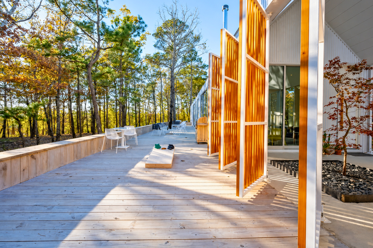 The Modern - Vacation Treeline/Saltline