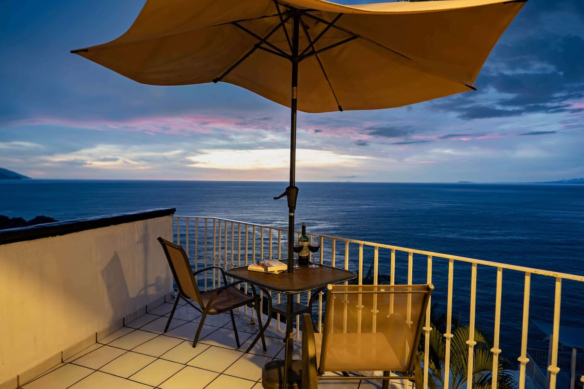 Outdoor balcony seating to enjoy the amazing sunset