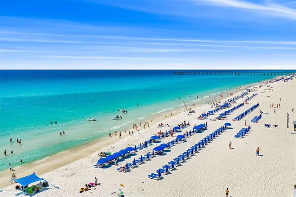 Aqua's beach...Daily beach service is included at Aqua 207 - lemonade from March to October.