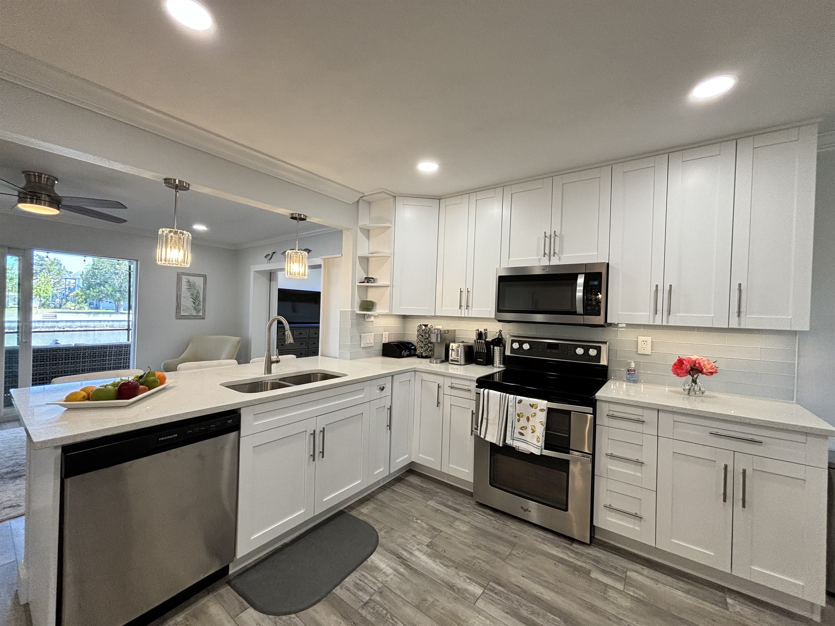 Come Stay At Our Brand New Property, Castaway Cottage! 6