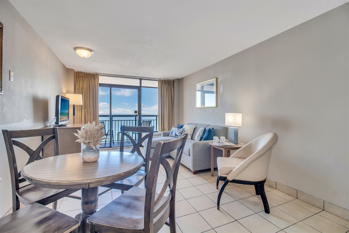 Let the sunshine enter your space and feel the coastal paradise vibe