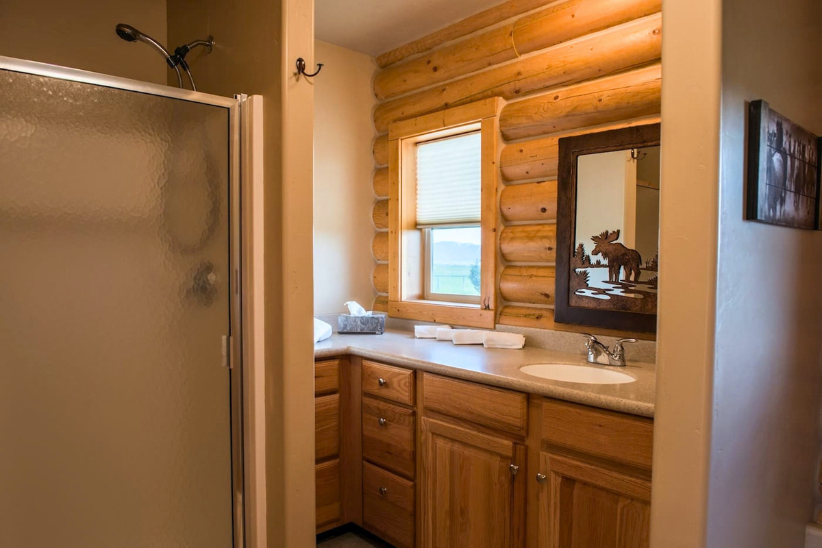 Choose from a shower or a bath at the end of a day of hiking, biking, or skiing.