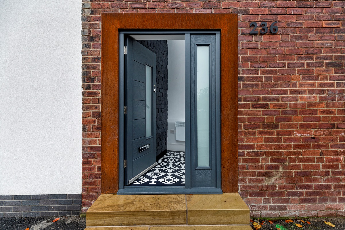 Private entrance