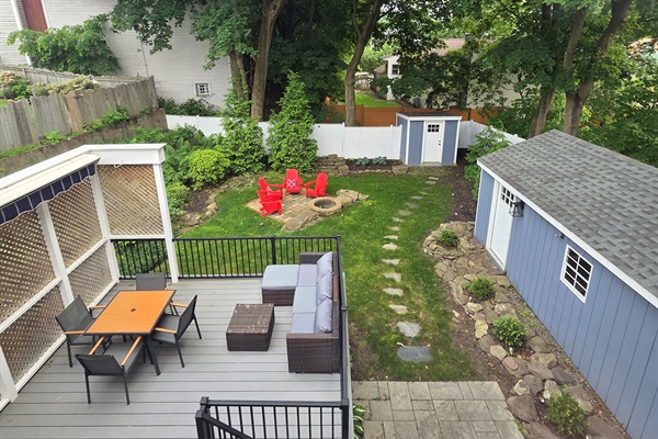 Spacious Enclosed and Private Backyard with Great Deck and Fire Pit