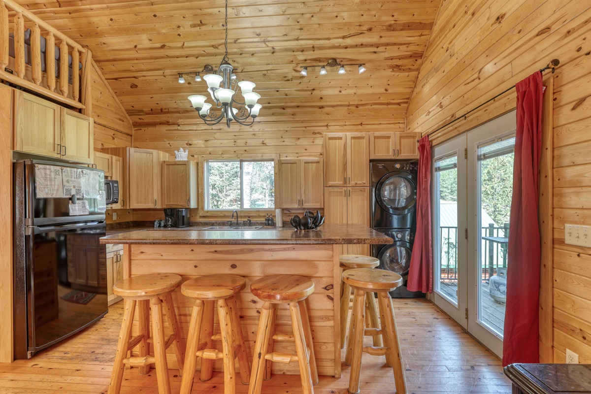 Kitchen with seating area