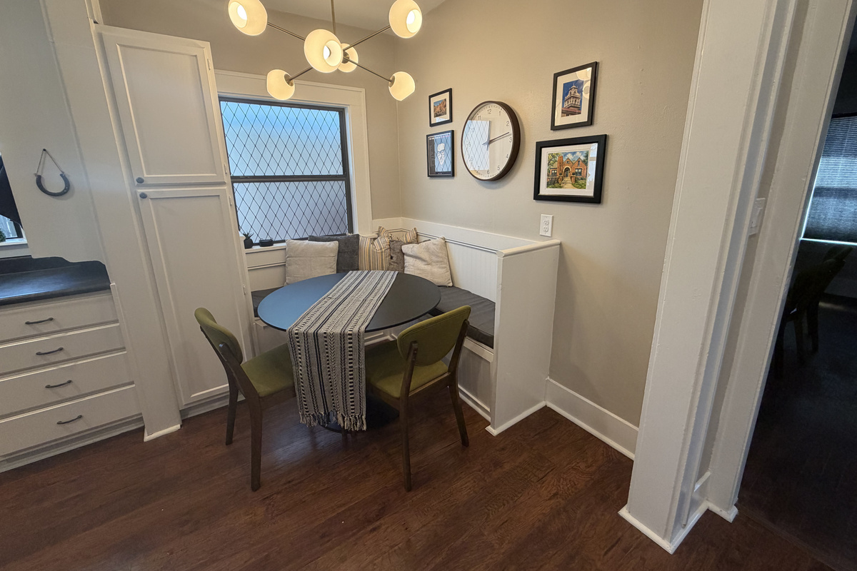 Banquette