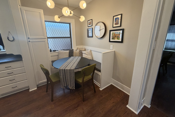 Banquette