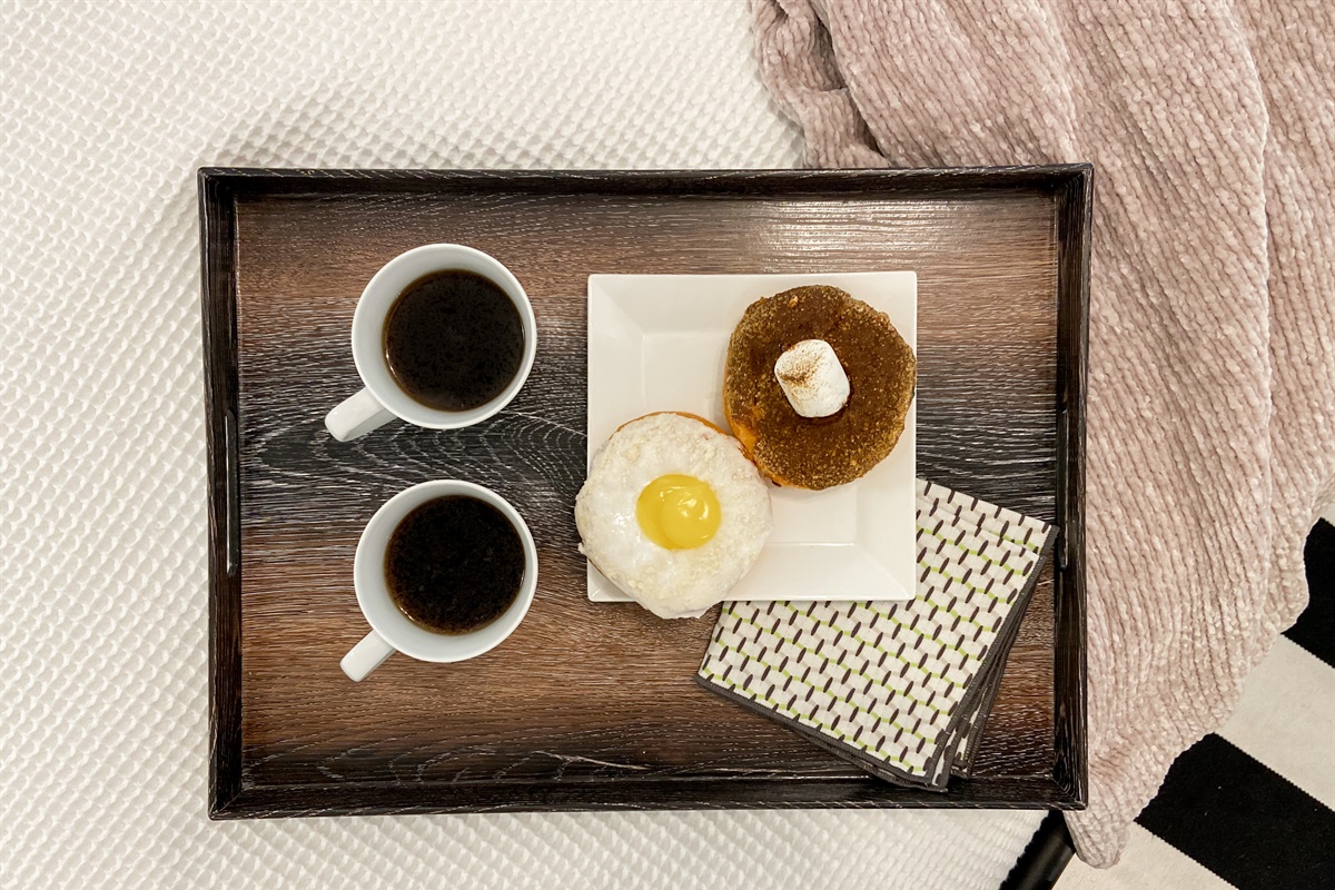 Breakfast in bed never seemed so delicious!