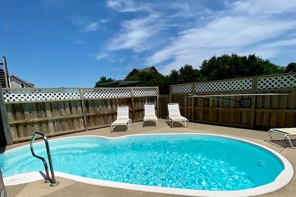 Lounge poolside and soak up the sun.