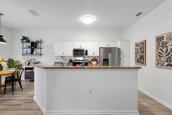 Kitchen with large island