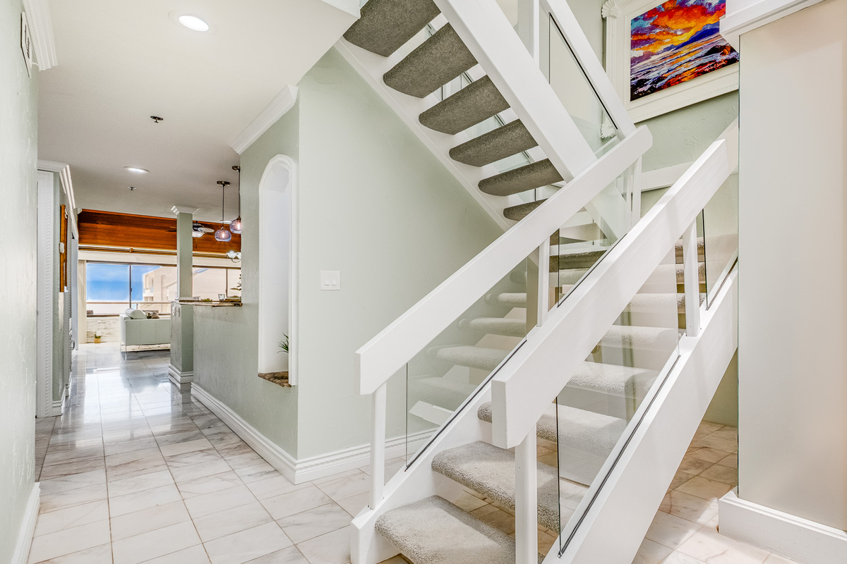 Two levels allow for privacy and space for your whole group!