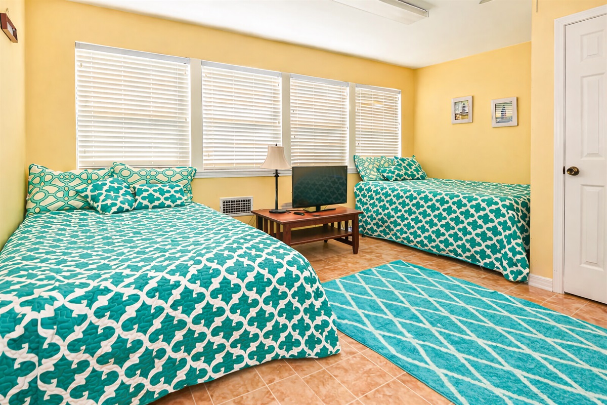 Triple Room (second floor)