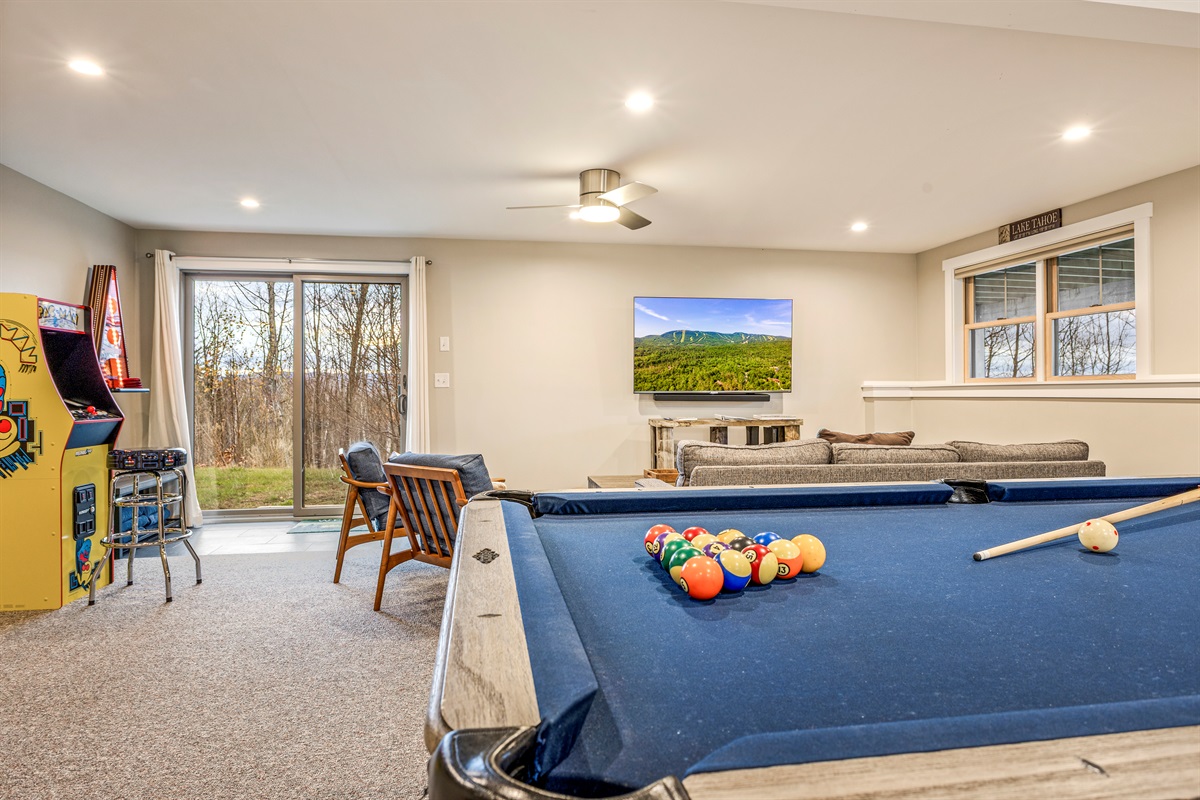 Your Bethel getaway isn’t complete without a few games on the pool table.