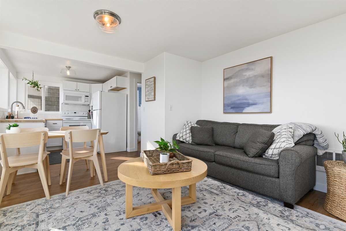 UNIT B - Living Area